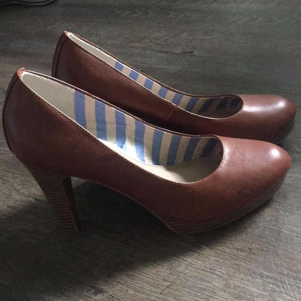 Brown heels